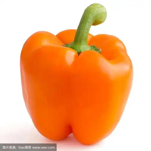 单瓣橙色甜椒孤立在白色上.