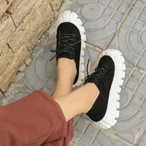 时尚运动风真皮个性厚底单鞋百搭秋季牛皮女鞋复古系带踩脚懒人鞋