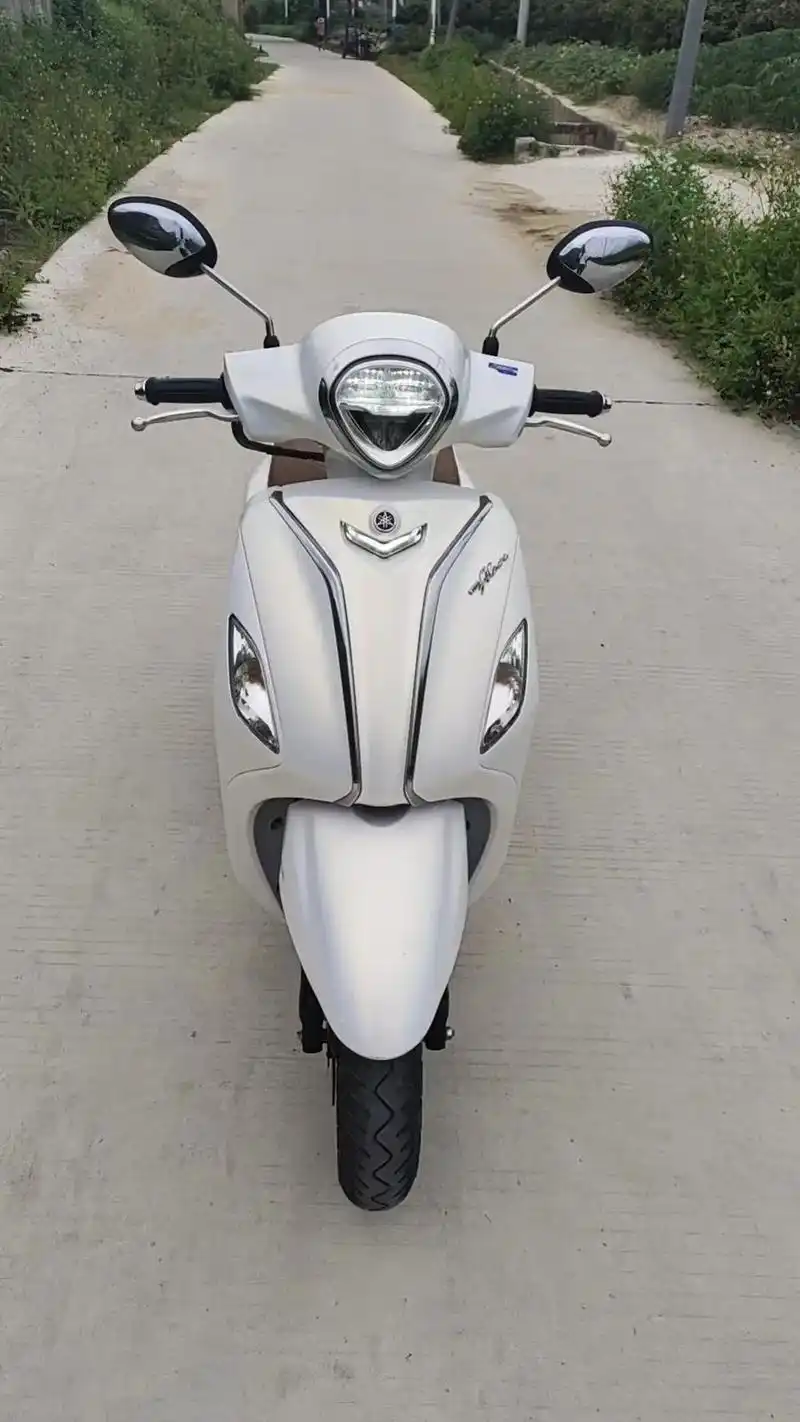 2019年雅马哈费拉诺油电混合动力125车况漂亮 - 抖音