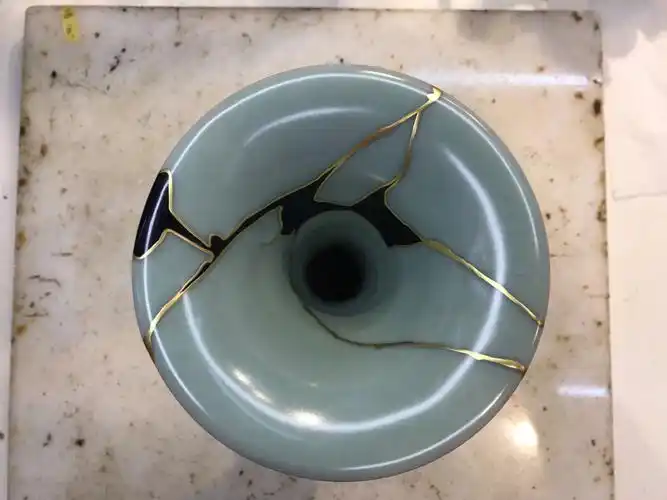 金缮南宋龙泉窑觚