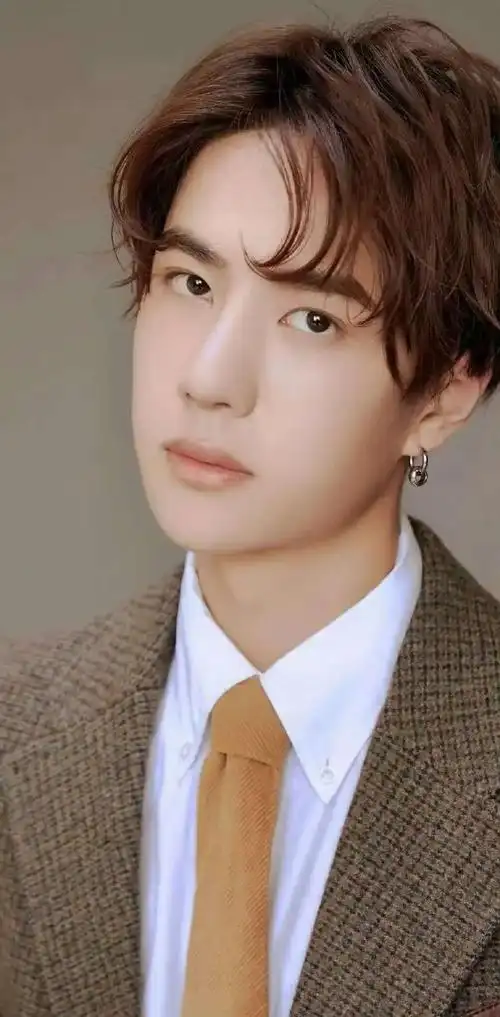 王一博##青年演员王一博