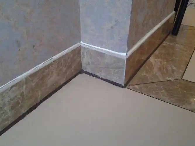 客厅现代踢脚线90平米装修