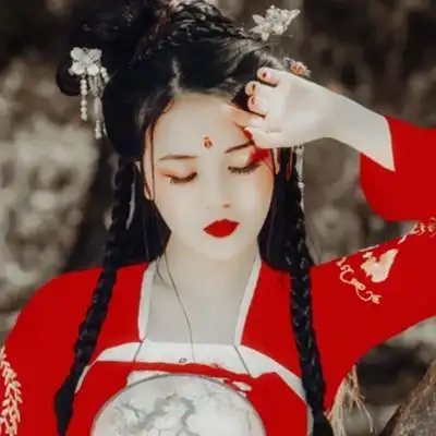 古风唯美女生头像红衣