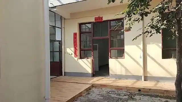 东一环平房三间 3室1厅1卫 200㎡ 出售房源