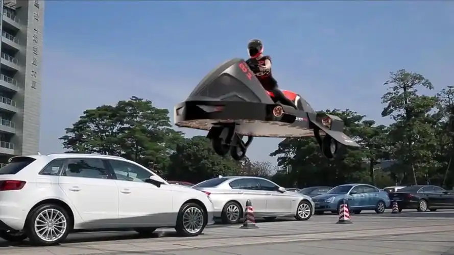 国内科技公司打造空陆两栖微型个人飞行器