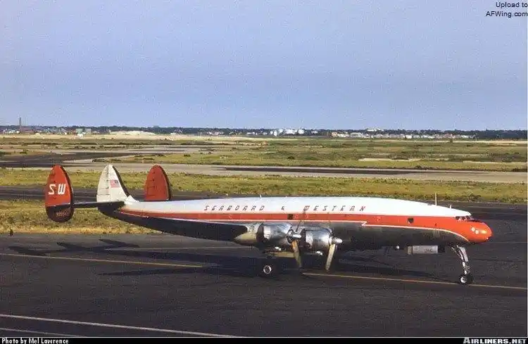 沿海与西部航空公司的 l-1049d 货机