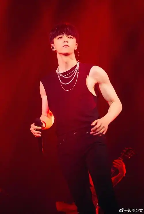 提名肌肉刚刚好,不弱鸡也不夸张的男艺人.