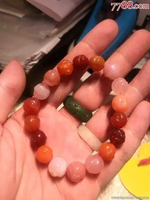 盐源玛瑙手串一个_价格150元【小哥玉石啥都有】_第1张