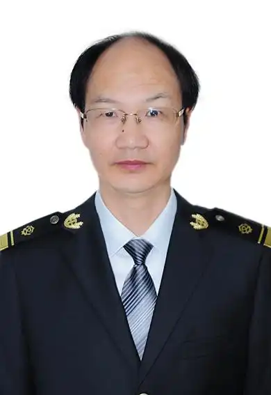 党委副书记副局长张炎