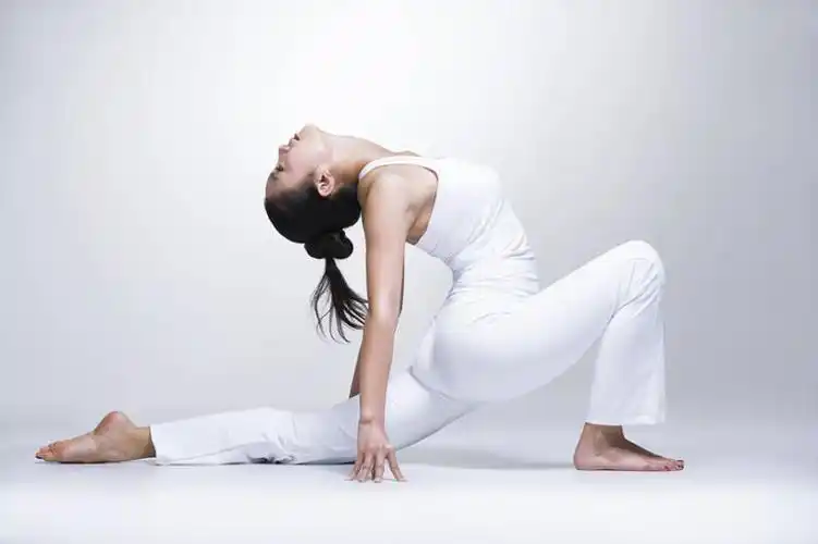 东方人,成年人,一个人,横图,留白,侧面,运动服