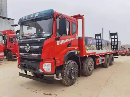 东风前四后八板车拉200挖掘机拖车