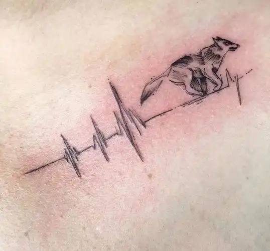 心电图,心不死,爱不止._纹身