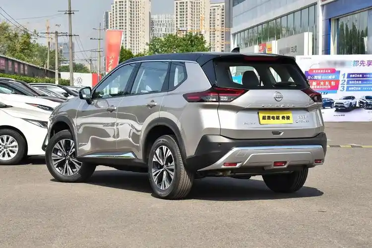 东风日产超混电驱奇骏上市,1.5t混动四驱,售价18.99-19.99万元