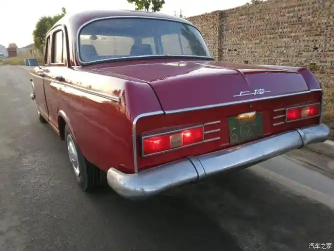 老上海牌轿车上海760a老上海760上海牌轿车