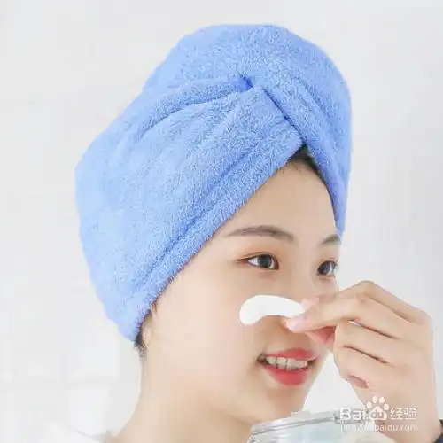 毛巾怎么包裹刚洗好的头发