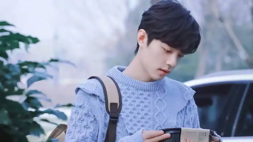 娱乐连连看:蔡徐坤,王琳凯,肖战,龚俊,刘浩存,范丞丞