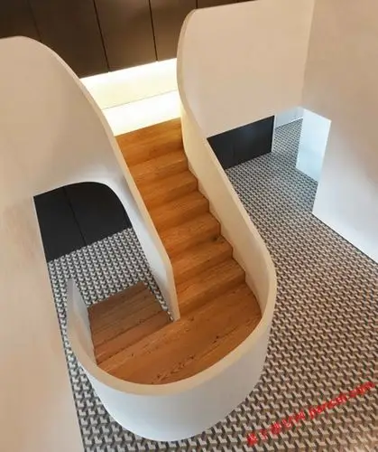 蜿蜒楼梯拥有雕塑般艺术