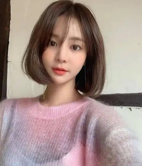 知性风女生短发look温柔优雅尽显迷人魅力