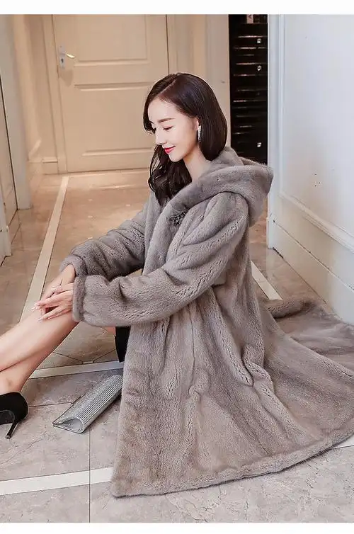 水貂皮大衣女整貂皮中长款外套纯貂皮2020冬季新款带连帽裘皮毛