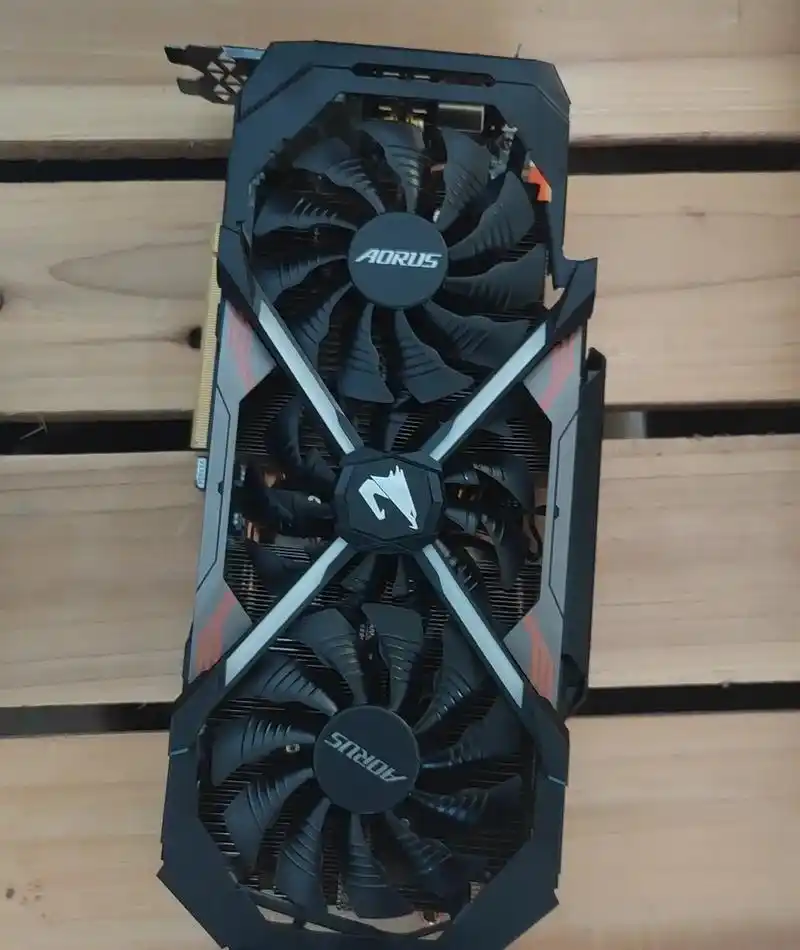 技嘉1080ti显卡,成色如图,都是实拍,美光颗粒!看上的速 - 抖音