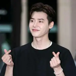 晒爱豆花式比心照##晒爱豆花式比心照