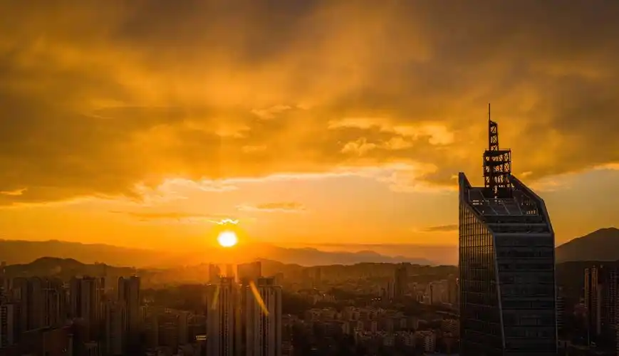 城市夕阳日落唯美景观2560x1440分辨率查看