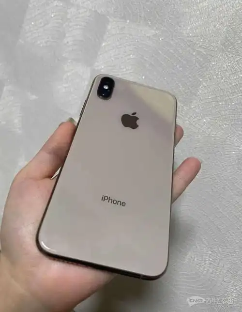 出几乎全新iphonexs 256g金色-韩国手机 奋斗在韩国