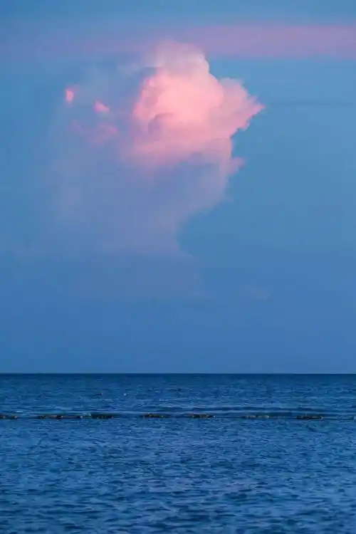 收集云彩的第10086天_天空_图片_云朵