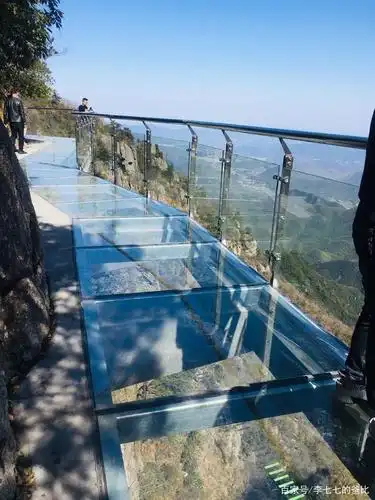 玻璃栈道