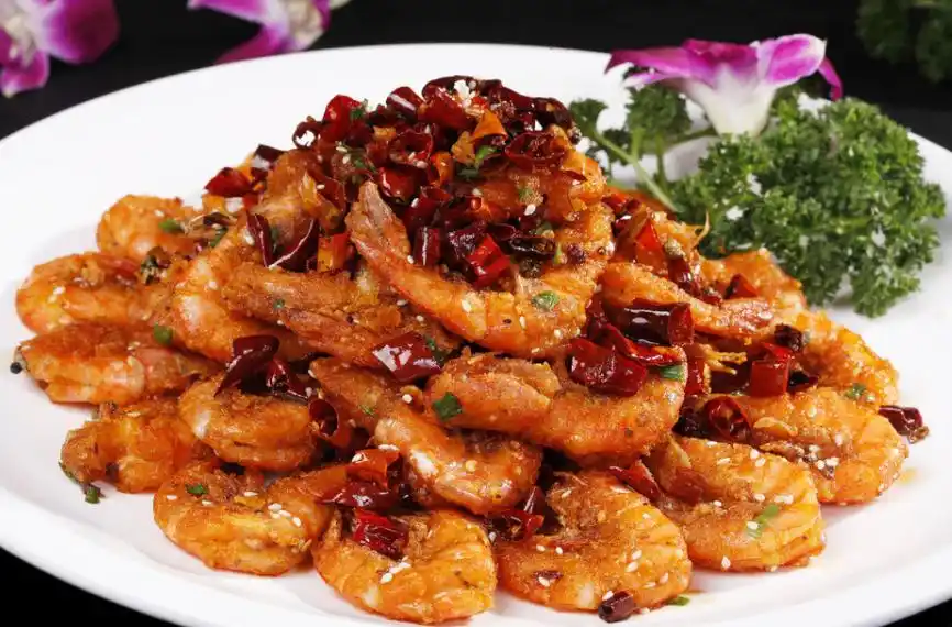 过年就吃干香脆爽椒盐虾,麻辣爽口香辣虾,鲜美十足蛋黄焗虾