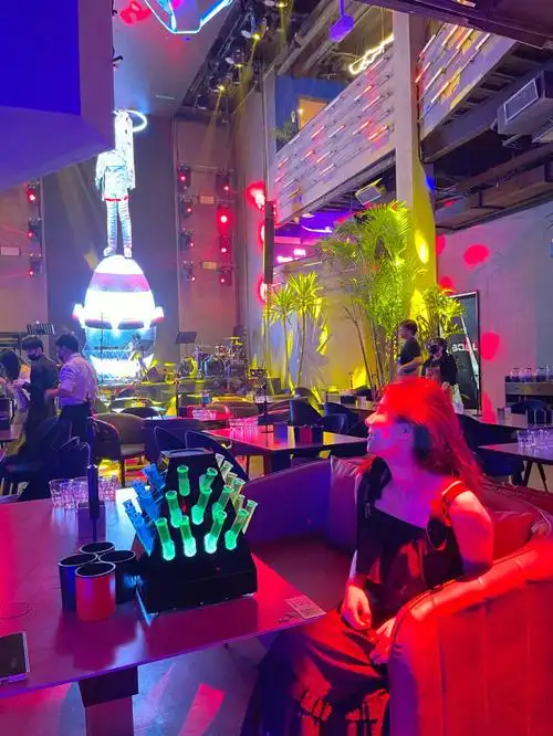 钱江世纪城这家新开的音乐酒吧真的让我hin惊喜.