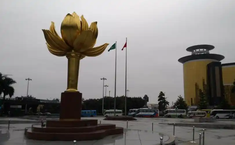 出境游| 重开的香港星光大道,有什么不一样的呢?_澳门