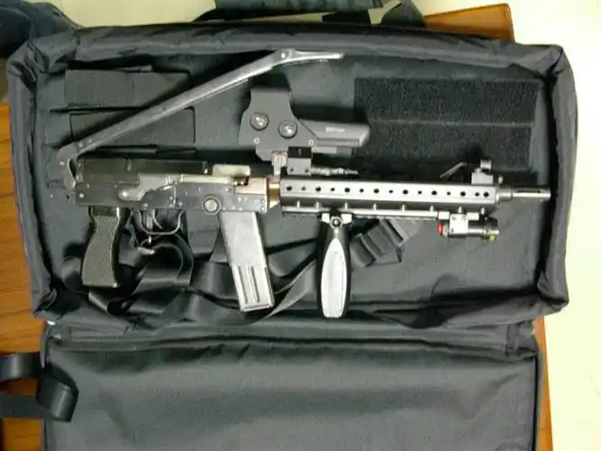 式冲锋枪_警用装备_弹匣