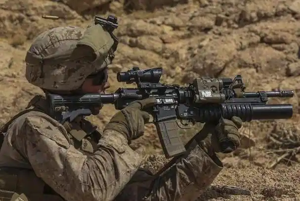 缺陷明显却舍不得换,美军用了30多年,m4步枪是最强步枪?