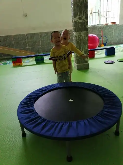 蹦床主要是训练孩子的本体感