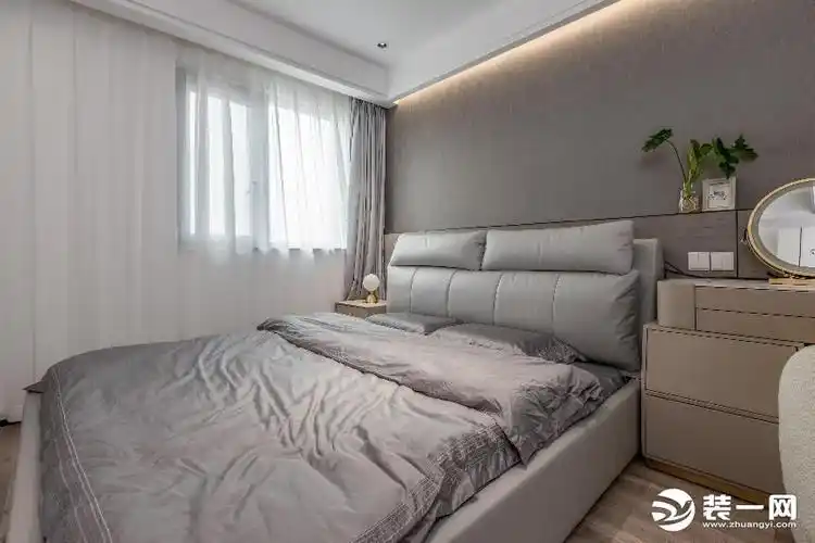 极简风装修主卧设计效果图