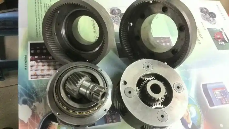 龙门铣主轴齿轮箱 zf齿轮箱