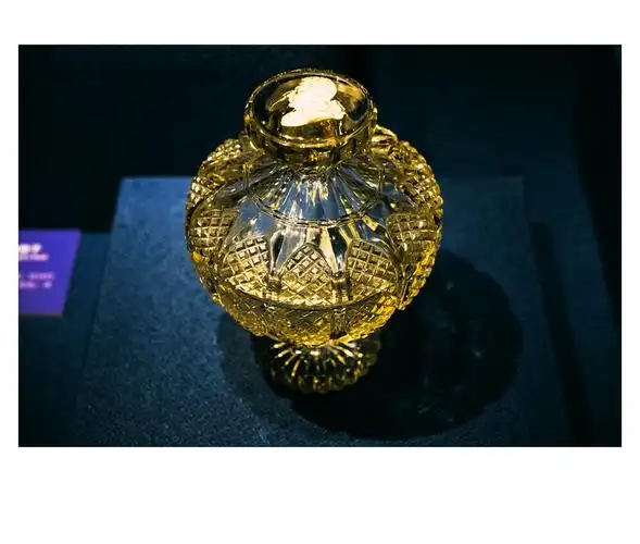 安徽博物院展出的欧洲古董玻璃艺术品