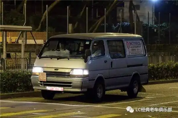 可以看出,香港的面包车主要是以日系车为主,品牌多集中在丰田,日产