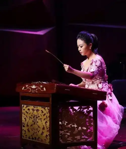 扬琴圈凤点头江睿扬琴独奏硕士毕业音乐会成功举办