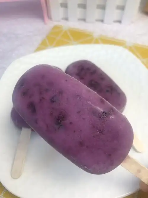 蓝莓冰棍
