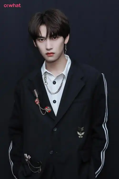 自由温暖胡文煊胡文煊视觉中心治愈系胡文煊春日情书签售会春末夏初的