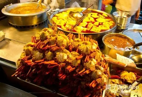 pc蛋蛋微信群存在在夜市里的大牌小吃,最简单的味道最惹人欢喜