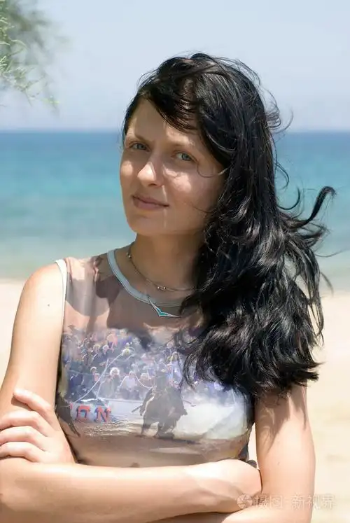 漂亮的女人希腊岛屿