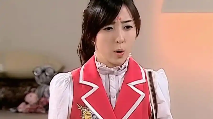 萌学园飘呀飘妆容吓坏大甜甜居然还想给欧趴看