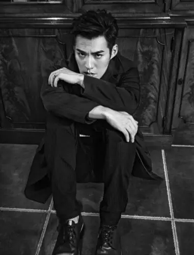 严屹宽# #珠宝 #男装 #广告杂志