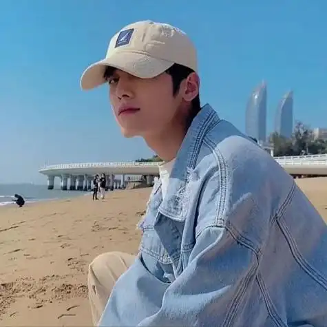 帅哥图片头像成熟霸气