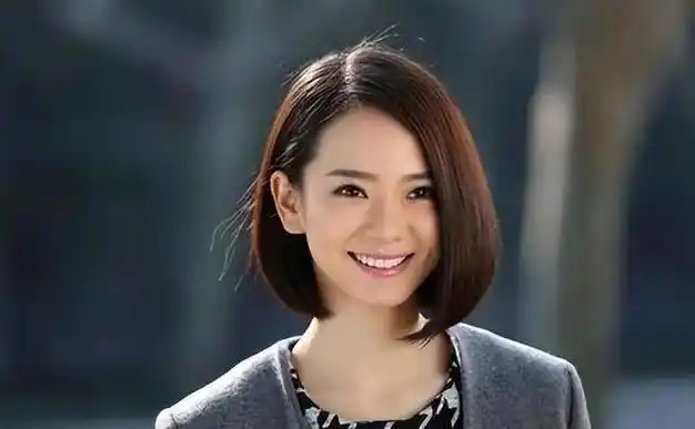 1983年出生于四川省内江市,中国内地女演员,毕业于中国传媒大学.