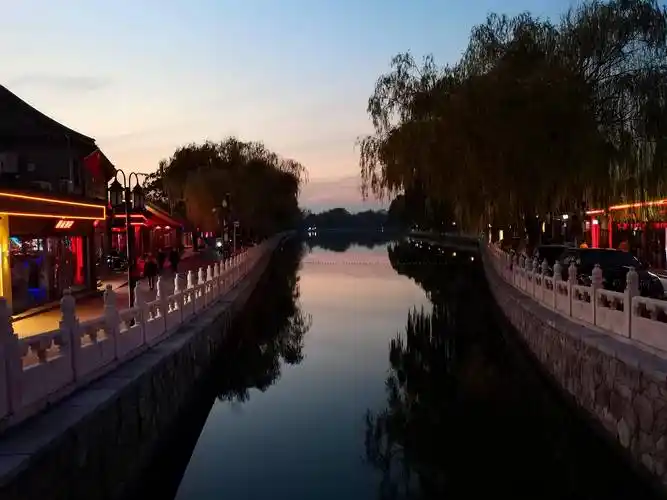北京后海 · 享受充满魅力的夜晚_气息_地方_元素