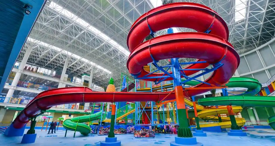 室内恒温水上乐园